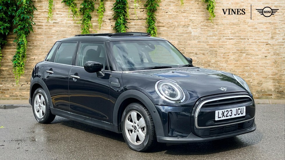 Mini Hatch 5-Door Hatch Cooper Classic Black