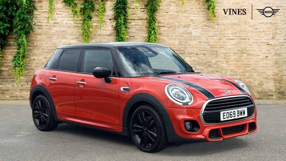 Mini Hatch 5-Door Hatch Cooper Sport Orange