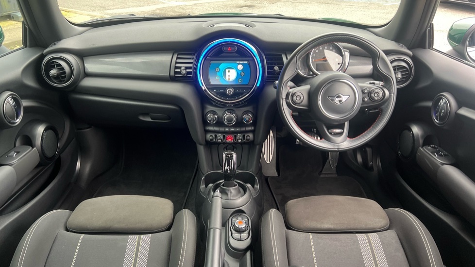 Mini Hatch 3-Door Hatch Cooper Sport AK69HBZ Green #4