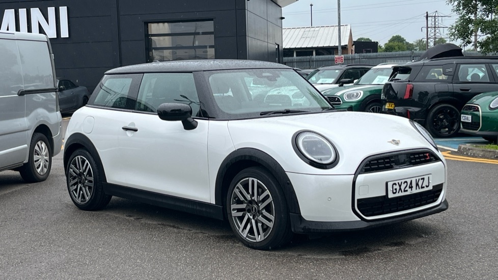 Mini Hatch Cooper S White
