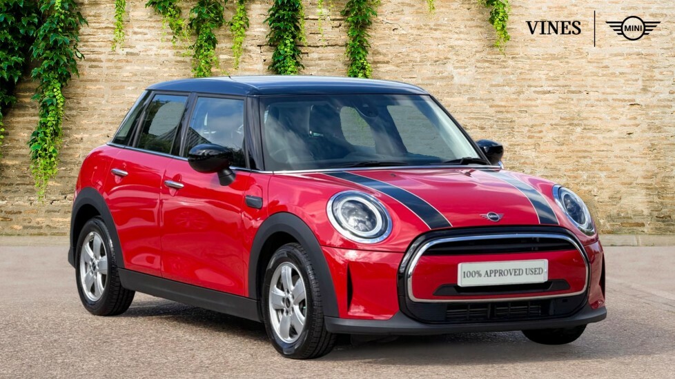Mini Hatch 5-Door Hatch Cooper Classic Red
