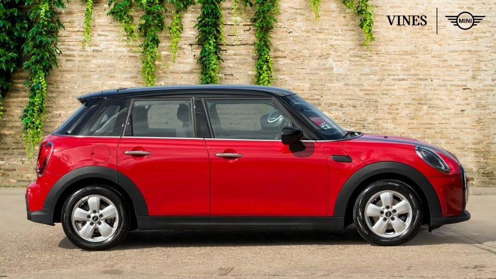 Mini Hatch 5-Door Hatch Cooper Classic ML73RZX Red #3