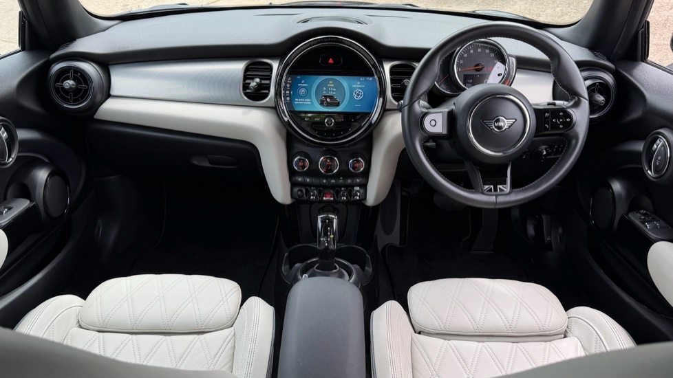 Mini Hatch 3-Door Hatch Cooper Exclusive YN72HZD Black #4