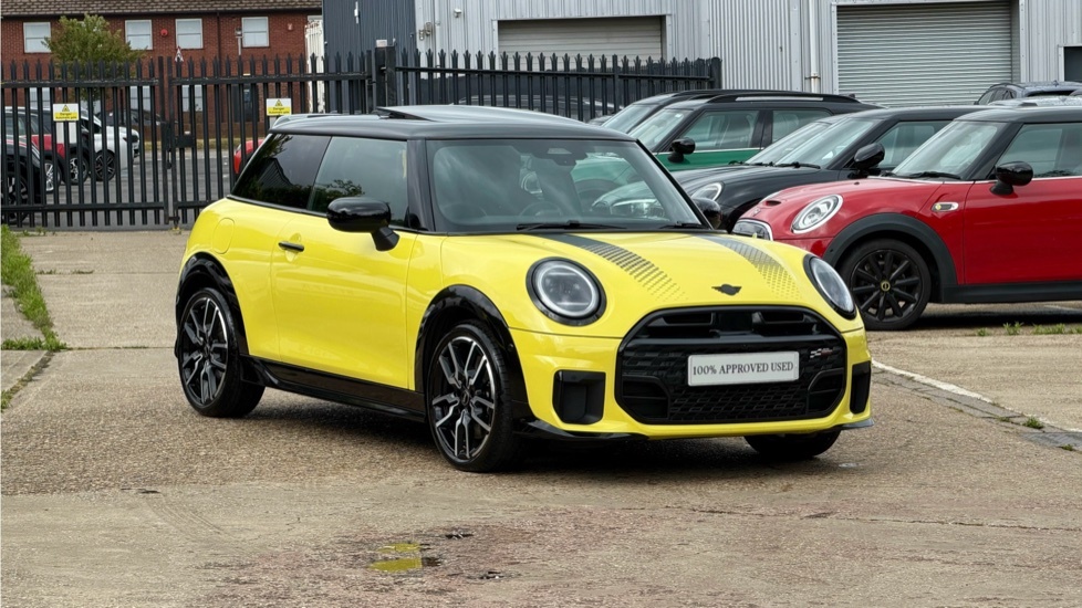 Mini Hatch Cooper S Yellow