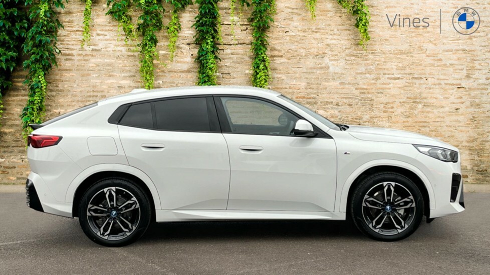 BMW iX2 Ix2 Edrive20 M Sport  #3