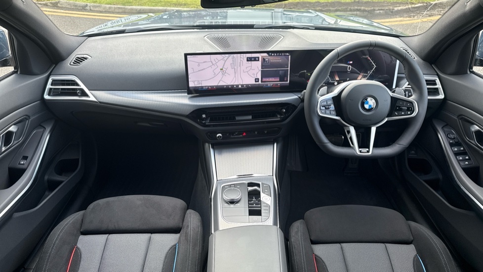BMW 3 Series 320I M Sport Touring GV75YVA #4
