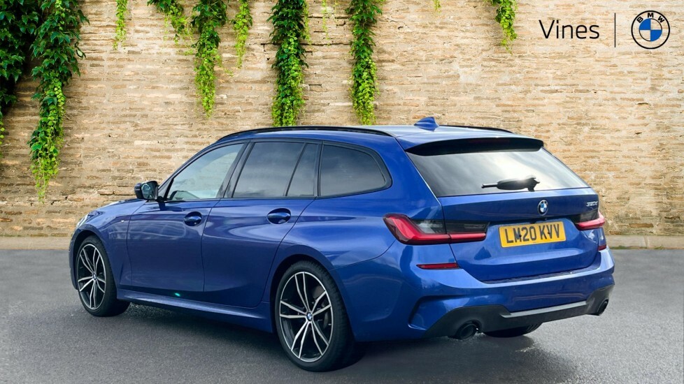 BMW 3 Series 320D M Sport Touring LM20KVV #2