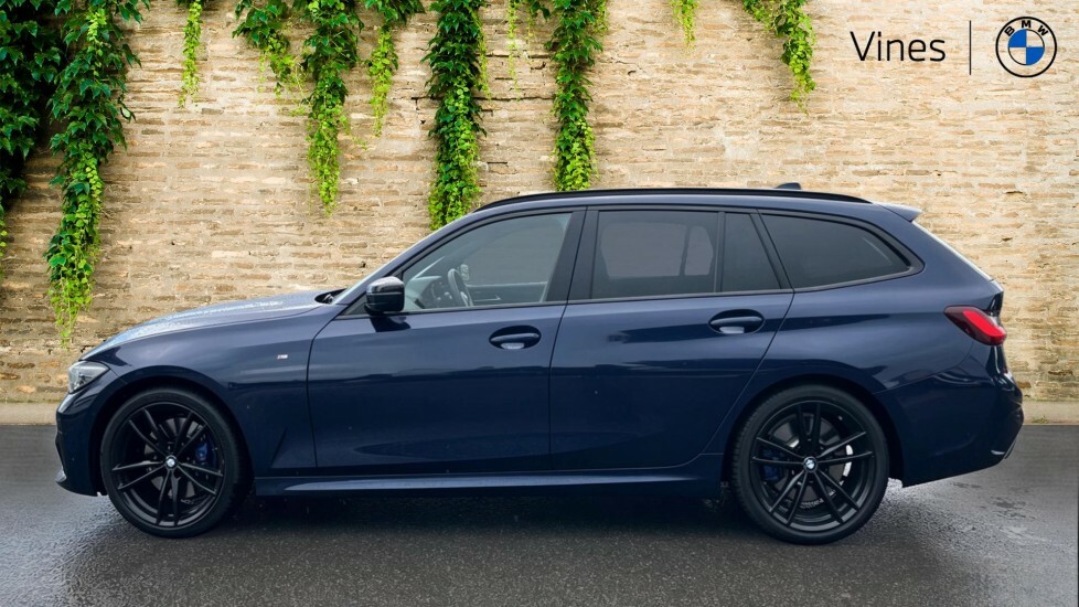 BMW 3 Series 330I M Sport Plus Edition Touring HT21FLZ Blue #3