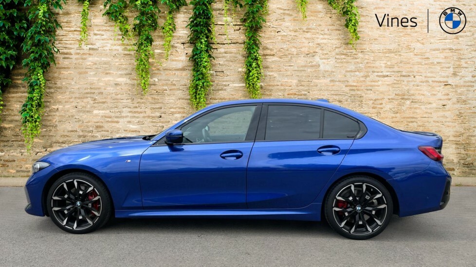 BMW 3 Series 320I M Sport Saloon GV75FHM  #3