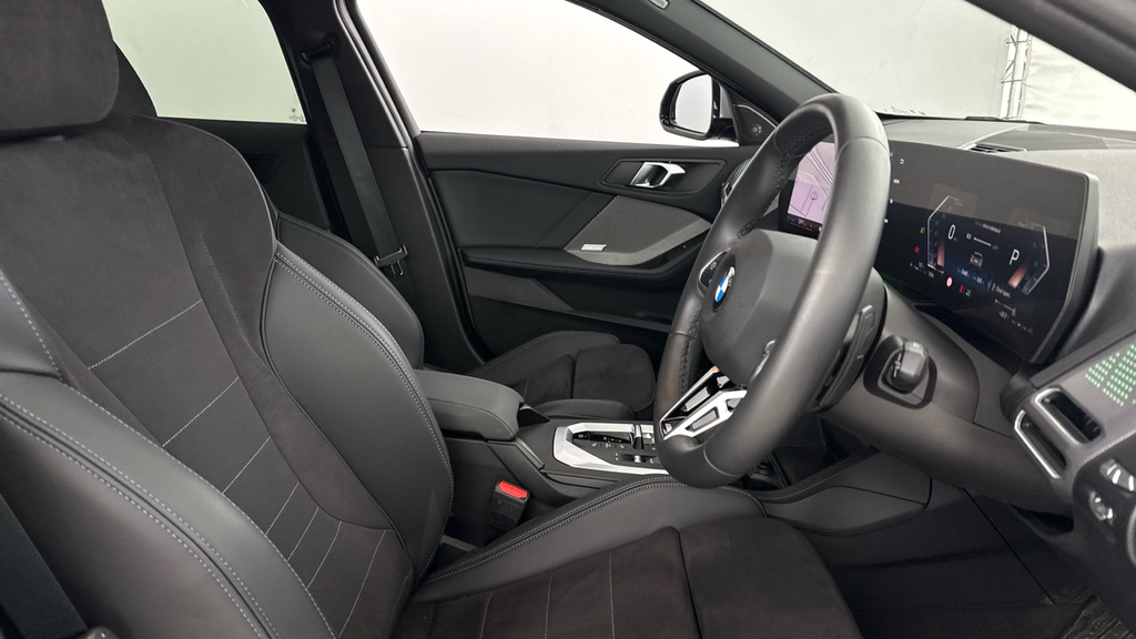 BMW 1 Series 120 M Sport White #11