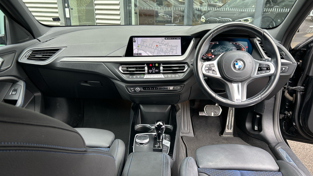 BMW 1 Series 118I M Sport YA72PZW #4