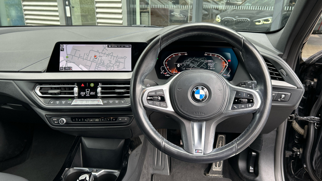 BMW 1 Series 118I M Sport YA72PZW #5