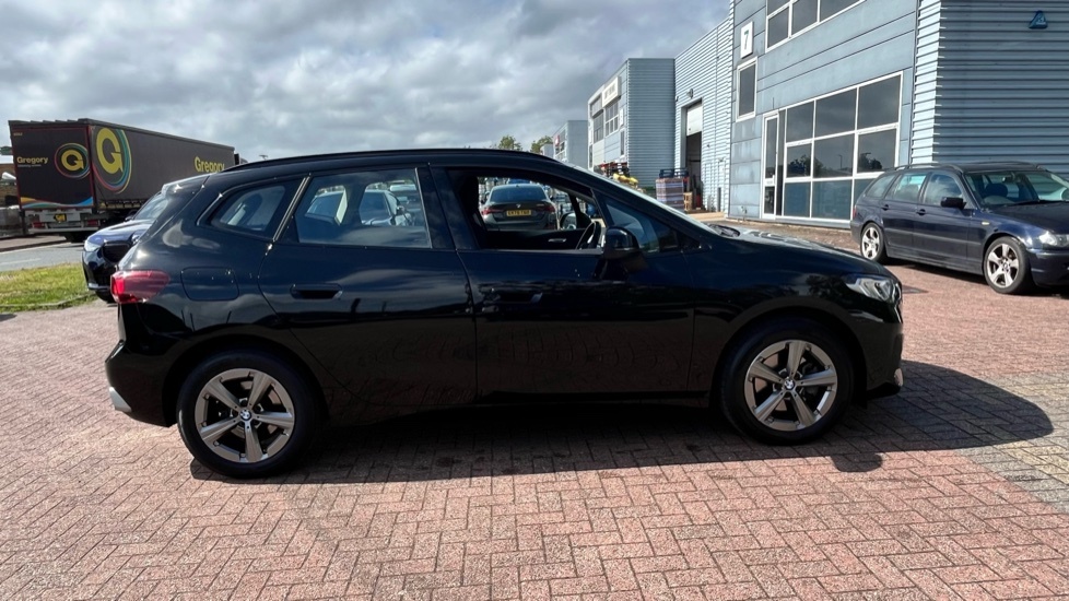 BMW 2 Series Active Tourer 220I Sport Active Tourer Black #3