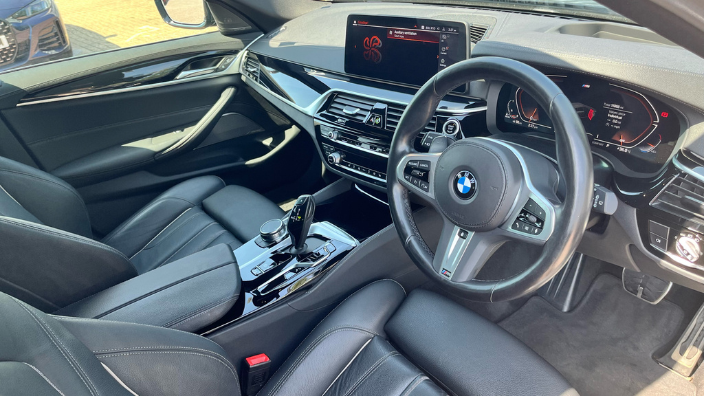 BMW 5 Series 520D M Sport Touring  #6