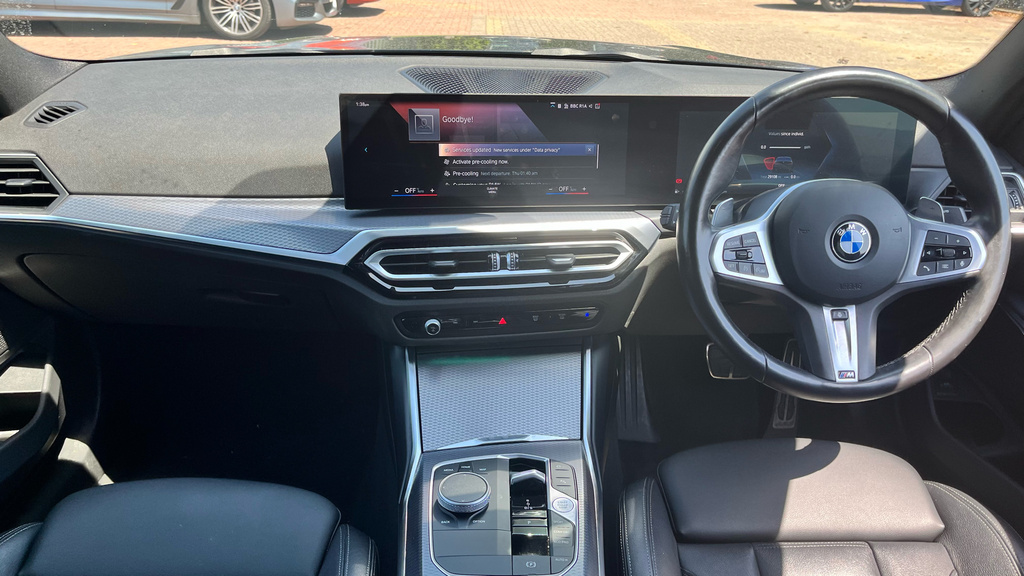 BMW 3 Series 320I M Sport Saloon YC24WPW #4