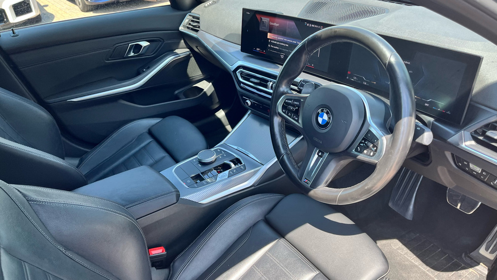 BMW 3 Series 320I M Sport Saloon YC24WPW #6