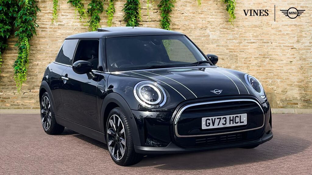 Mini Hatch 3-Door Hatch Cooper Exclusive GV73HCL Black #2