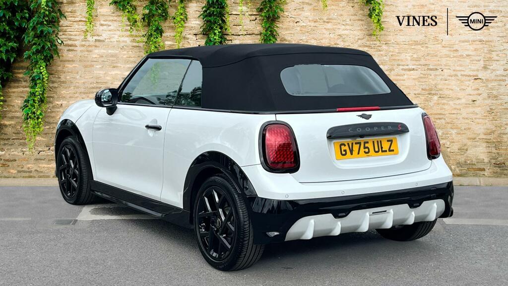 Mini Convertible Cooper Convertible S White #2
