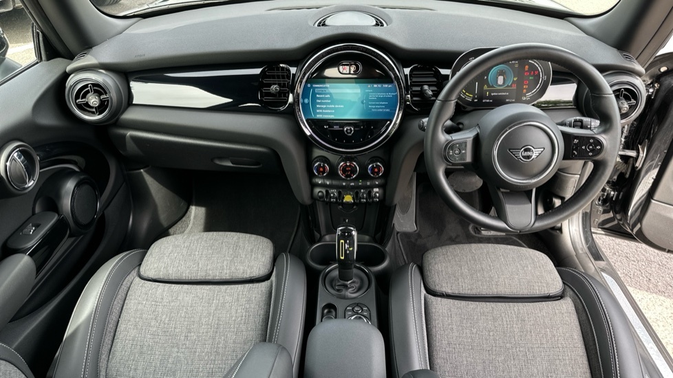 Mini Hatch Level 2 Black #4