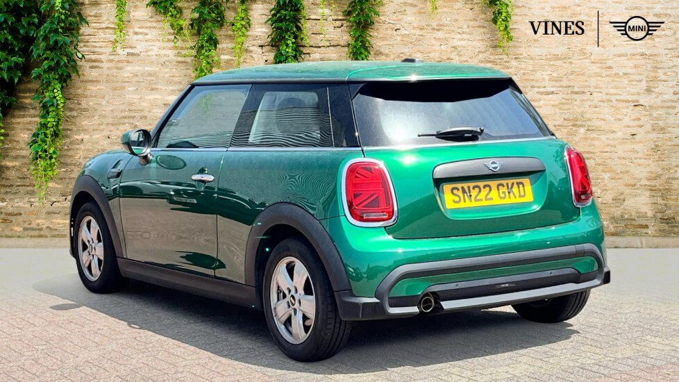 Mini Hatch 3-Door Hatch One Classic SN22GKD Green #2
