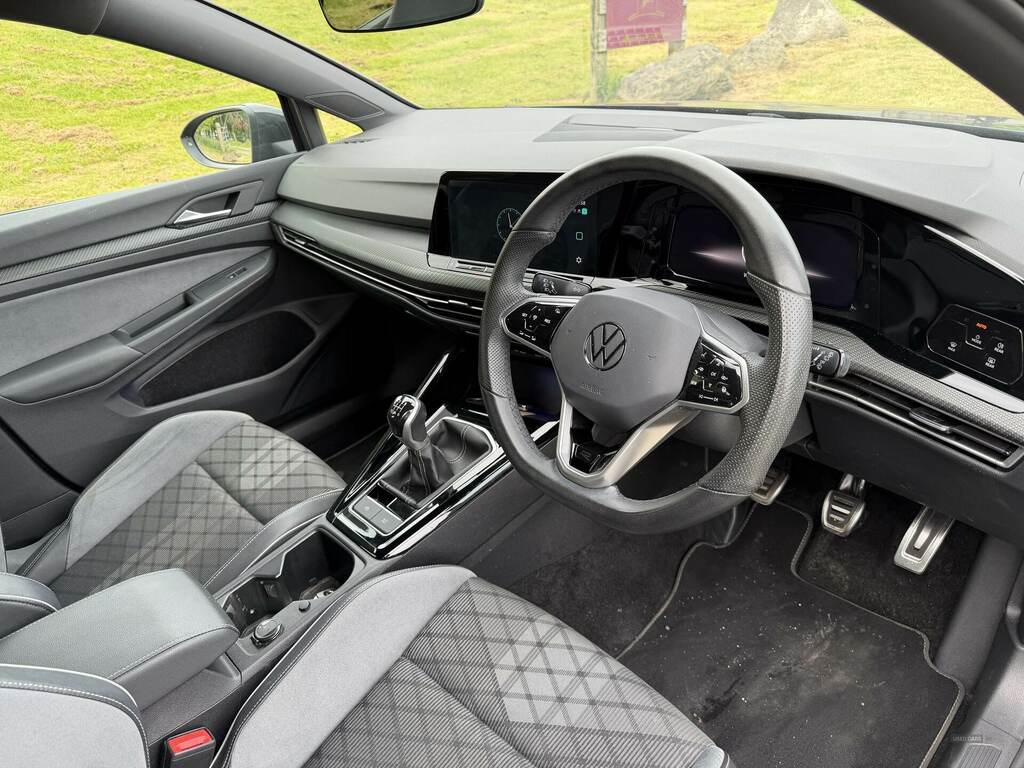 Volkswagen Golf 1.5 Tsi R-line GD73TYG Grey #2