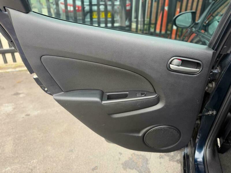 Mazda 2 1.3 Sport Venture Euro 5 Grey #31