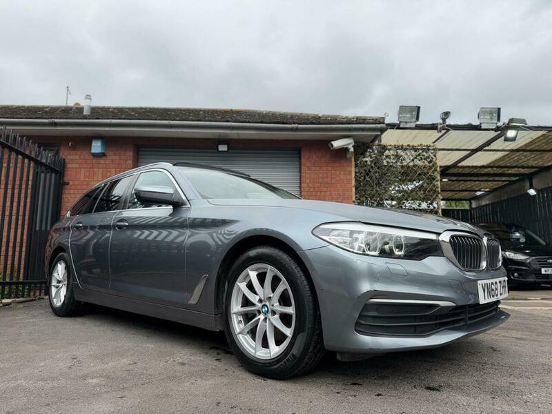 BMW 5 Series 2.0 520D Se Touring Blue #4
