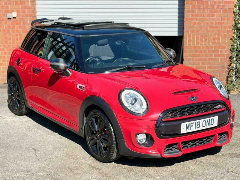 Mini Hatch 2.0 Cooper S Sport MF18OND Red