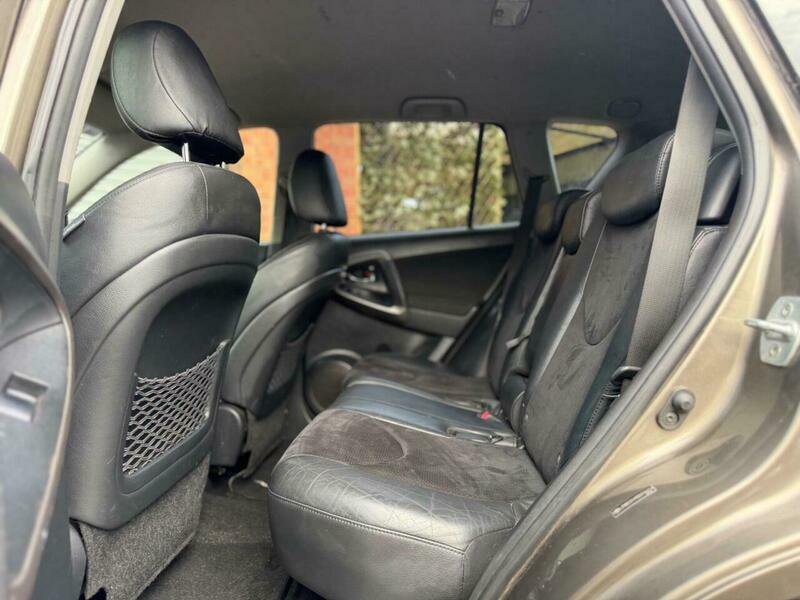 Toyota Rav 4  Black #29