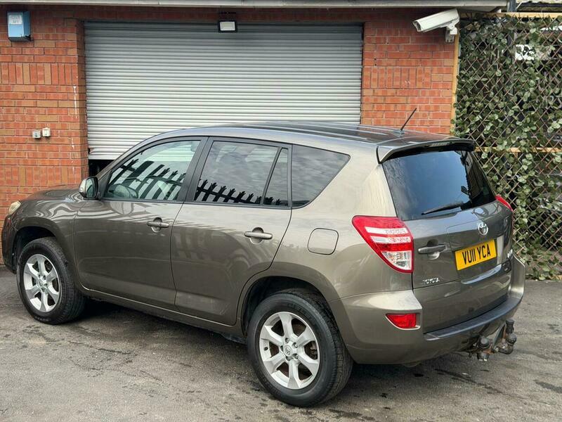 Toyota Rav 4  Black #4