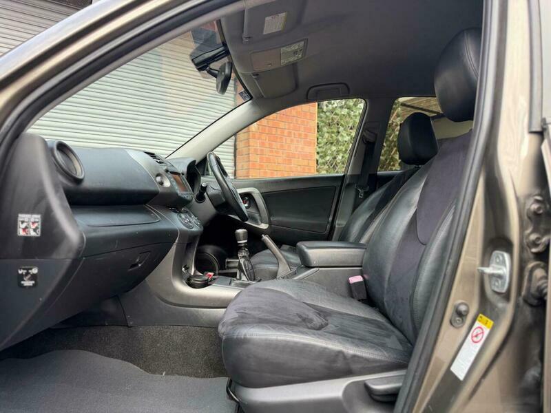 Toyota Rav 4  Black #39