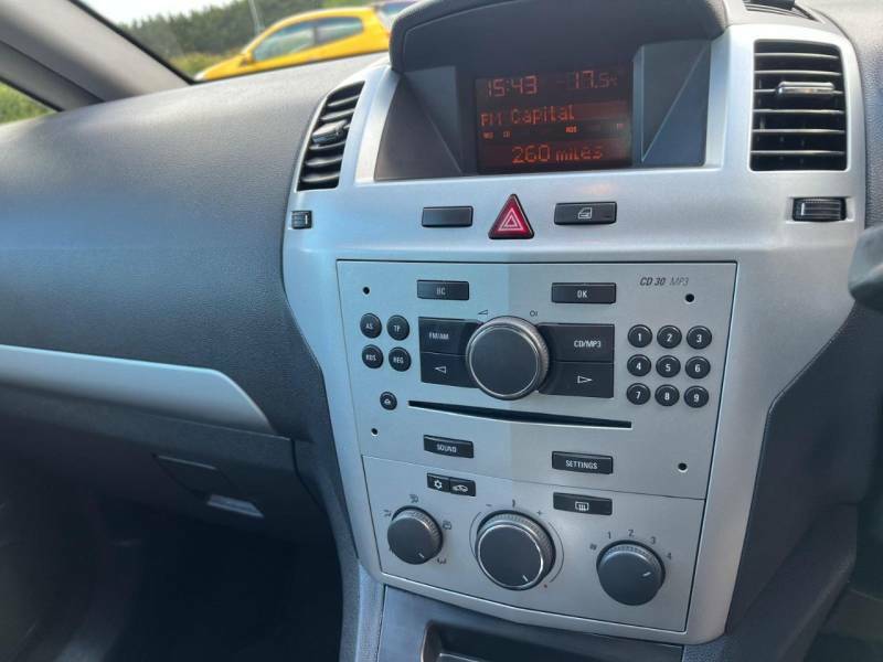 Vauxhall Zafira 1.6I 115 Active Silver #28