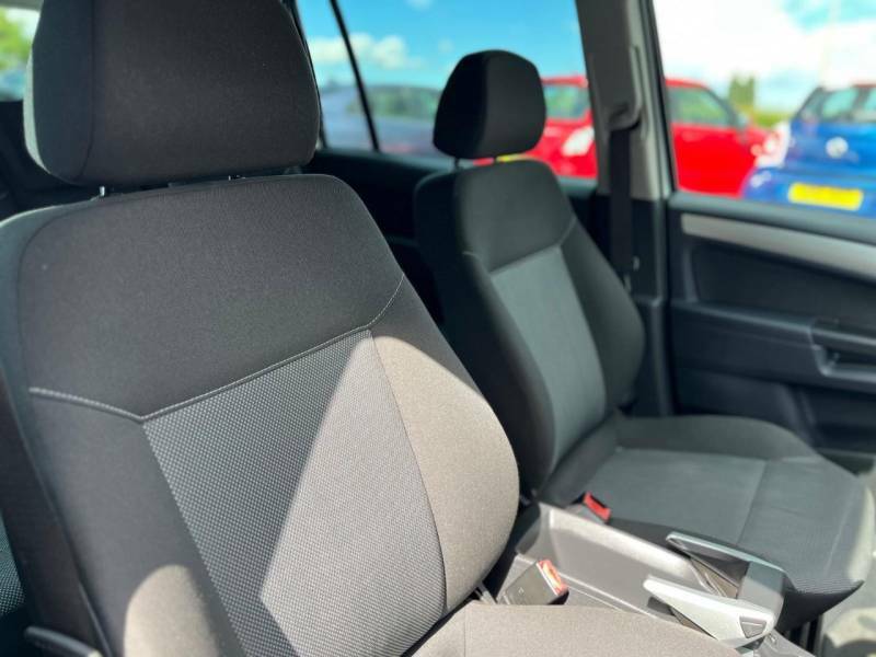 Vauxhall Zafira 1.6I 115 Active Silver #9