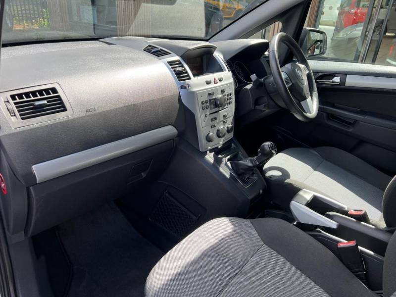 Vauxhall Zafira 1.6I 115 Active Silver #21