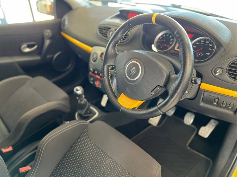 Renault Clio Hatchback 1.2 16V Extreme 200756 Black #9
