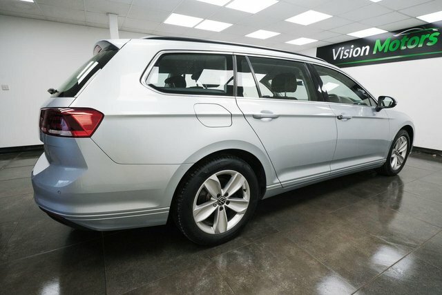 Volkswagen Passat 1.5 Tsi Evo Se Nav Dsg Euro 6 S S NL72YVK Silver #3
