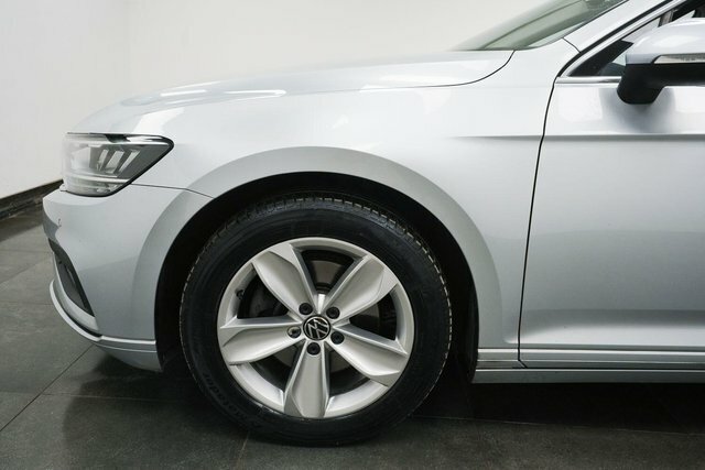 Volkswagen Passat 1.5 Tsi Evo Se Nav Dsg Euro 6 S S NL72YVK Silver #5
