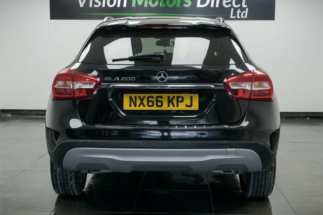 Mercedes-Benz GLA Class 1.6 Gla200 Se Euro 6 S S NX66KPJ Black #2