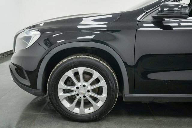 Mercedes-Benz GLA Class 1.6 Gla200 Se Euro 6 S S NX66KPJ Black #5