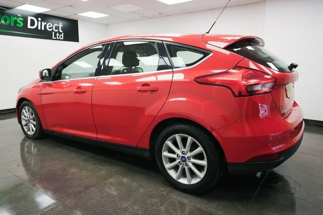 Ford Focus 1.0T Ecoboost Titanium Euro 6 S S EK65RUC Red #6