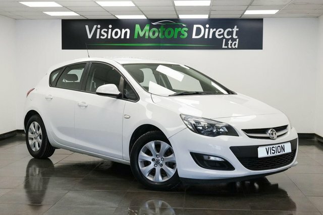 Vauxhall Astra 1.6I Design Euro 6 K123SJJ White #2