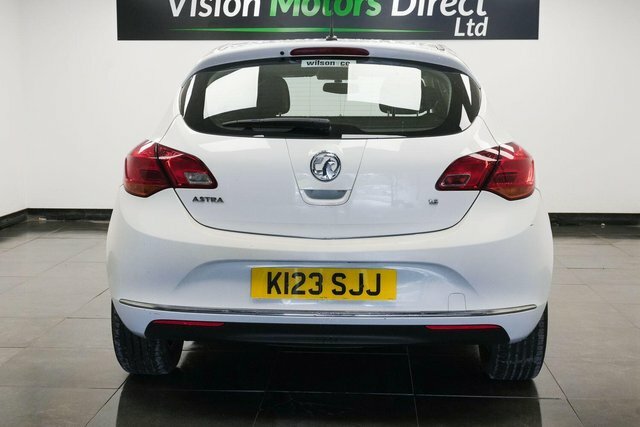 Vauxhall Astra 1.6I Design Euro 6 K123SJJ White #3