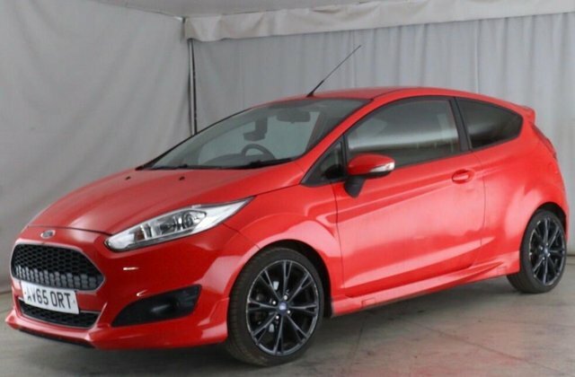 Ford Fiesta 1.5 Tdci Zetec S Euro 6 AV65ORT Red #2