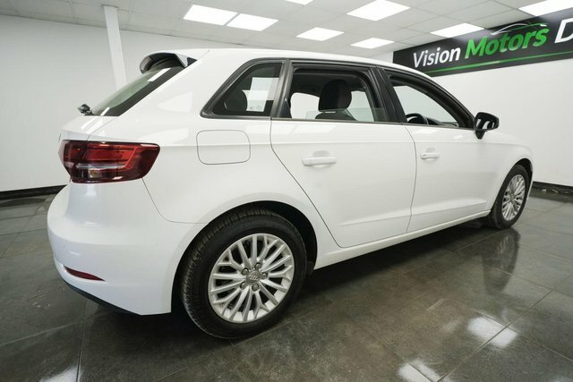 Audi A3 1.6 Tdi Se Technik Sportback Euro 6 S S WD17VMR White #3