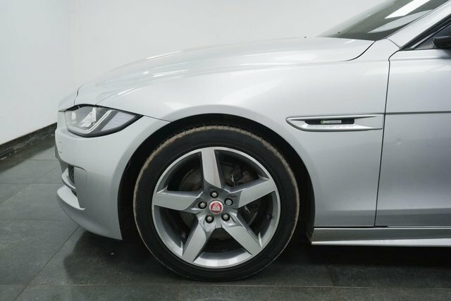 Jaguar XE 2.0D R-sport Euro 6 S S NA66XSK Black #5