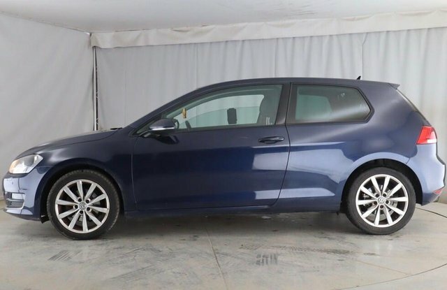 Volkswagen Golf Diesel Red #2