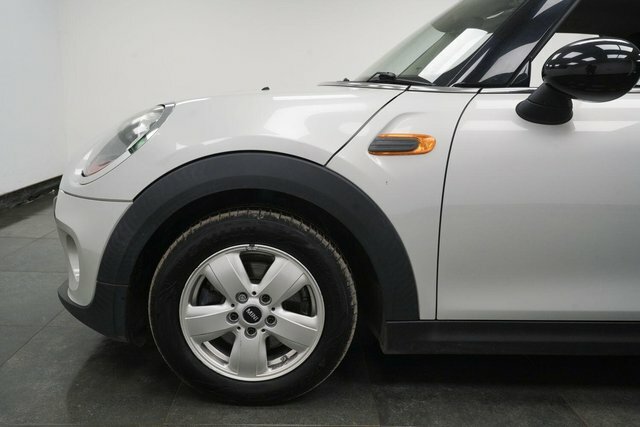 Mini Hatch 1.5 Cooper Euro 6 S S NU14GCK Silver #5