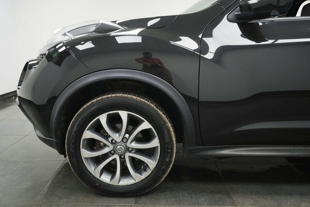 Nissan Juke 1.2 Dig-t Tekna Euro 6 S S GU17AOM Black #5