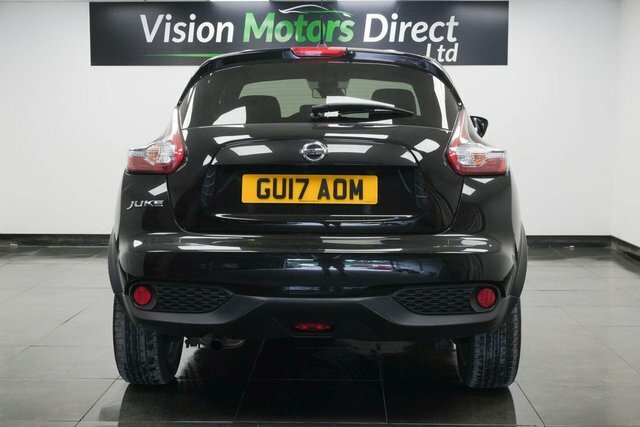 Nissan Juke 1.2 Dig-t Tekna Euro 6 S S GU17AOM Black #2