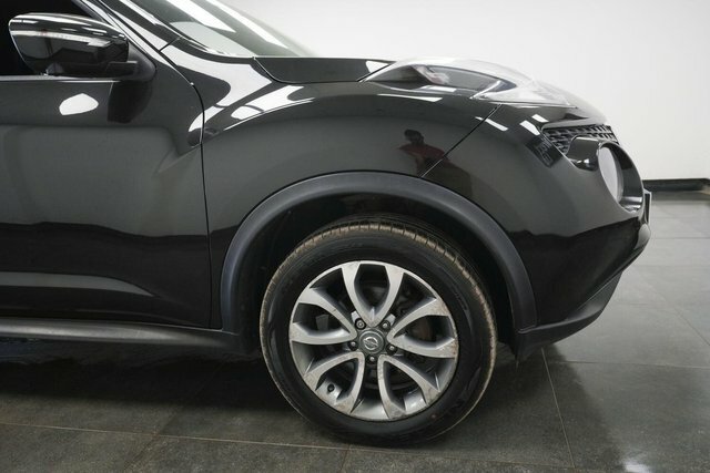 Nissan Juke 1.2 Dig-t Tekna Euro 6 S S GU17AOM Black #4